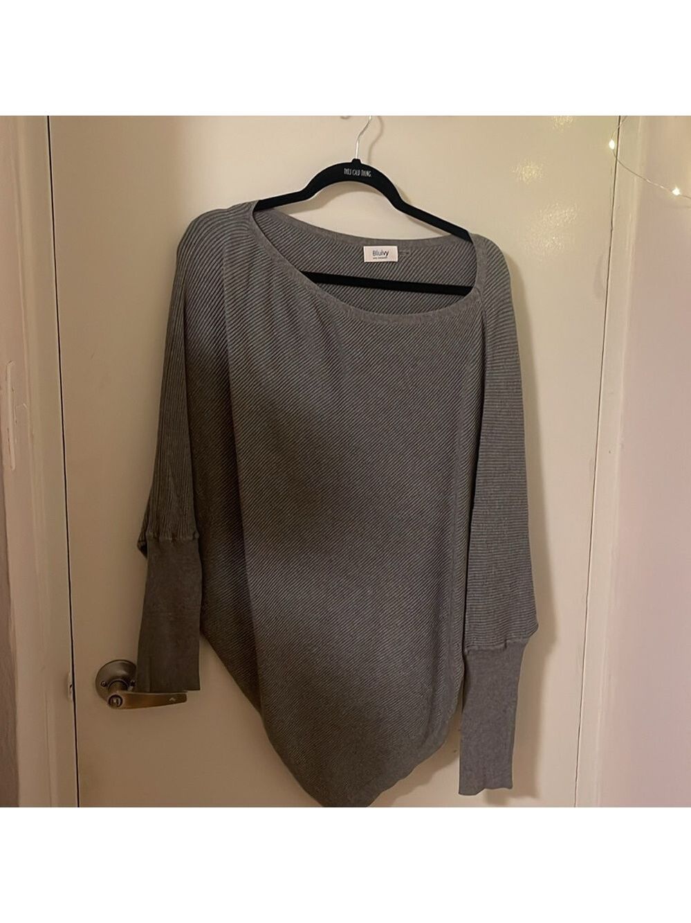 FINAL PIECES!!!! Asymmetrical Open Shoulder Dolman Pullover - Picture 9 of 11